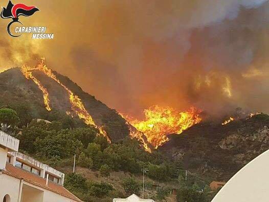 Disastro ambientale, ai domiciliari il 70enne che provocò un devastante incendio