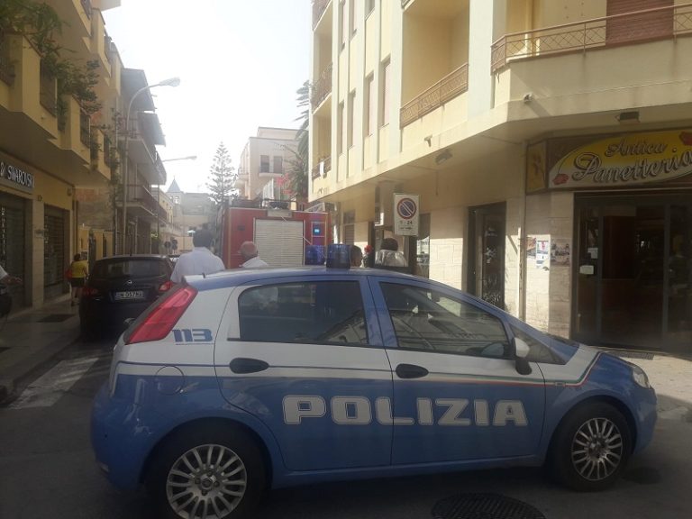 Capo d'Orlando, incendio in pieno centro, la polizia evita il peggio