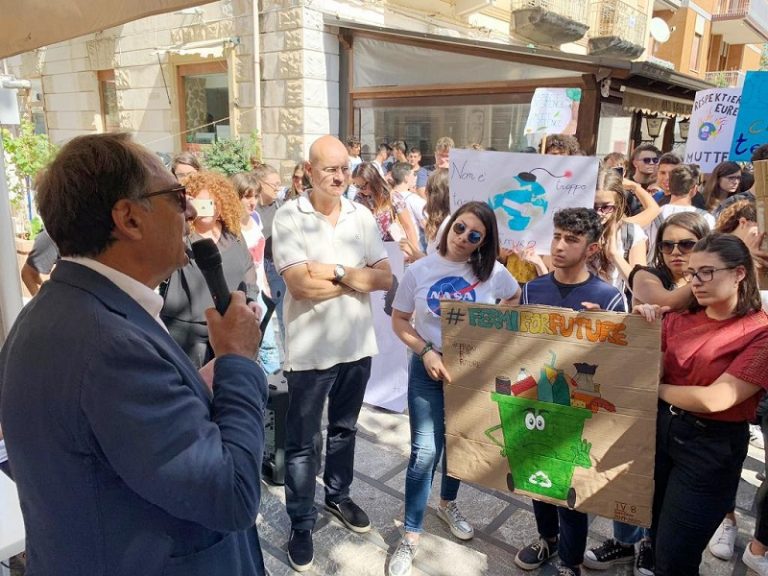 Sant’Agata Militello, Patti e Barcellona per il “Global Strike For Future”