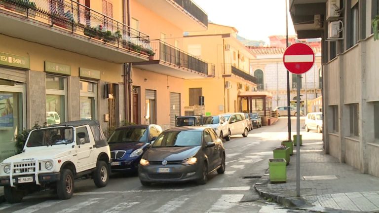 Brolo, solidarietà per l’aggressione dell’anziana in centro