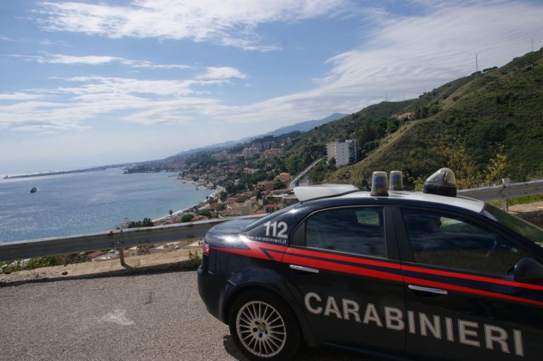 Messina, arrestato un 25enne con 300g di marijuana nello zaino