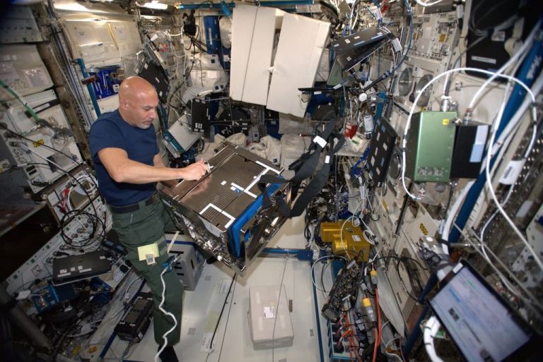 Lipari, la scuola S. Lucia si collegherà in diretta con la Stazione Spaziale Internazionale