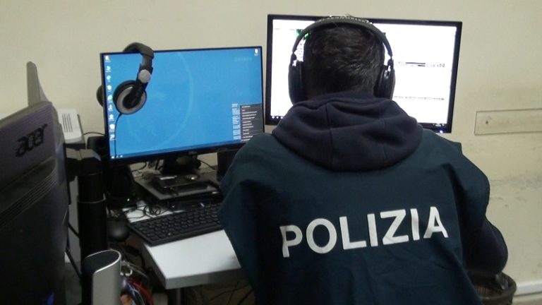 Arrestati due giovani responsabili di diverse rapine a Messina