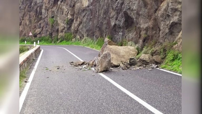 Riaperta la SS113 a Gioiosa Marea tra Calavà e lo scoglio nero