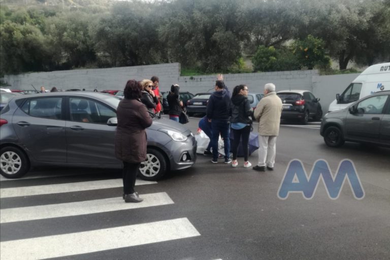 Capo d’Orlando, anziano investito nel parcheggio di un supermercato