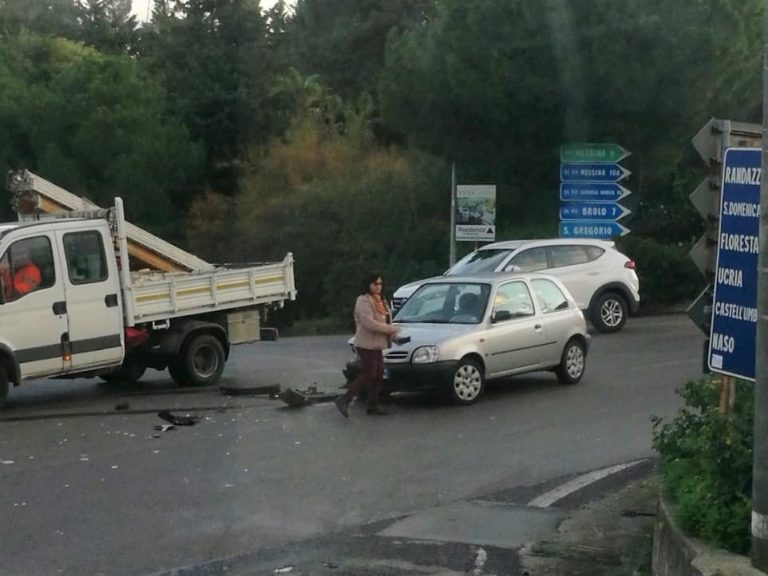 Capo d’Orlando, ennesimo incidente al bivio di San Martino, due feriti