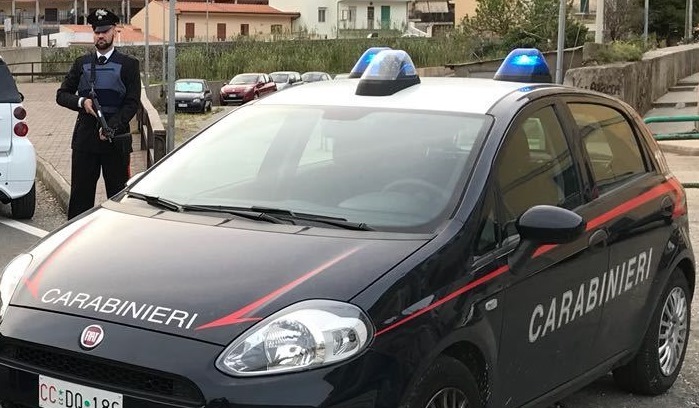 Maltrattamenti sulla madre, arrestato 35enne di Torregrotta