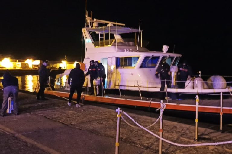 Carabinieri salvano una vita a Vulcano, trasporto di ossigeno straordinario