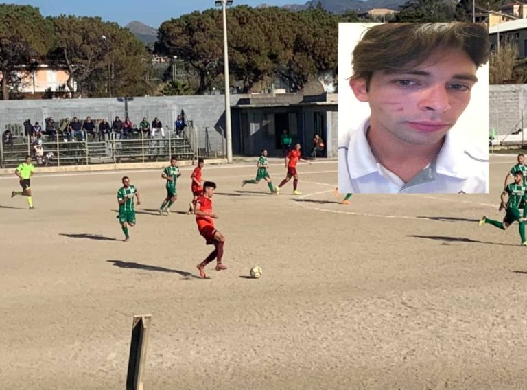 Calcio, un tifoso dell’Acquedolcese invade il campo e aggredisce il portiere del Gioiosa