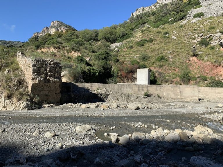 Militello Rosmarino, aggiudicati i lavori nell’alveo del torrente Rosmarino