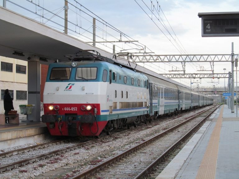 Tratta ferroviaria Messina-Palermo, attenzione a variazioni di orario, cancellazioni e soppressioni con bus nelle domeniche 21 e 28 maggio