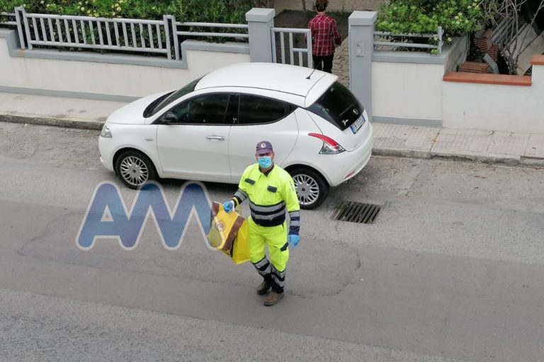 Una mascherina per ogni siciliano, prosegue la distribuzione