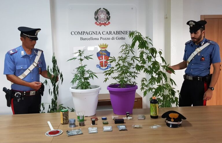 Barcellona P.G.- Coltivava cannabis in casa, arrestato 57enne