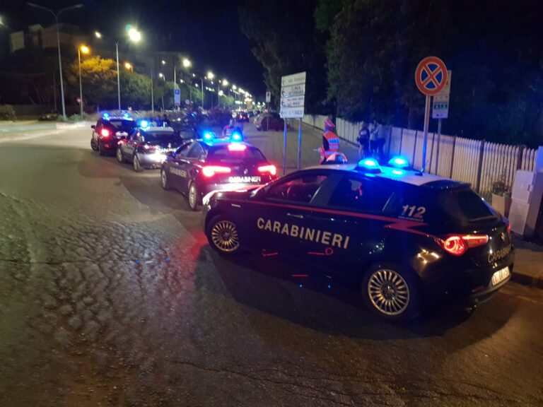 Controlli dei Carabinieri nel weekend a Messina, 176 persone controllate e 6 denunce