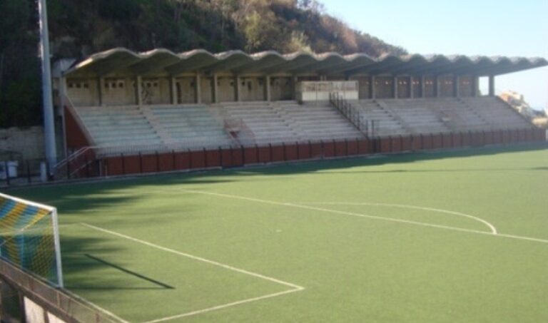 Brolo, progetto di restyling del campo sportivo affidato al bando “Sport e Periferie”