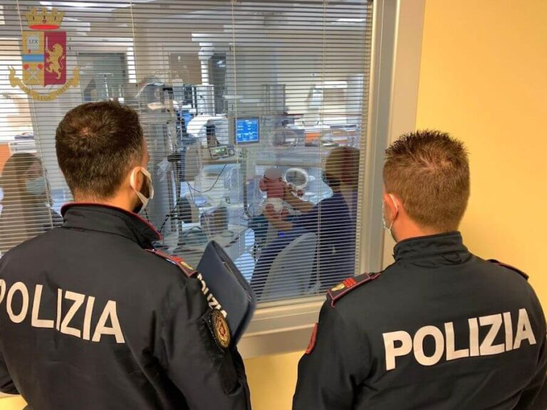 Neonato abbandonato scorso novembre in un sacchetto a Ragusa: l’uomo che finse di trovarlo è il padre