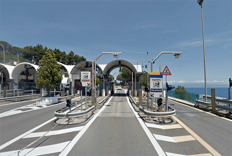 Sant’Agata Militello: non pagare il pedaggio in autostrada, votata all’unanimità una mozione del consigliere Melinda Recupero