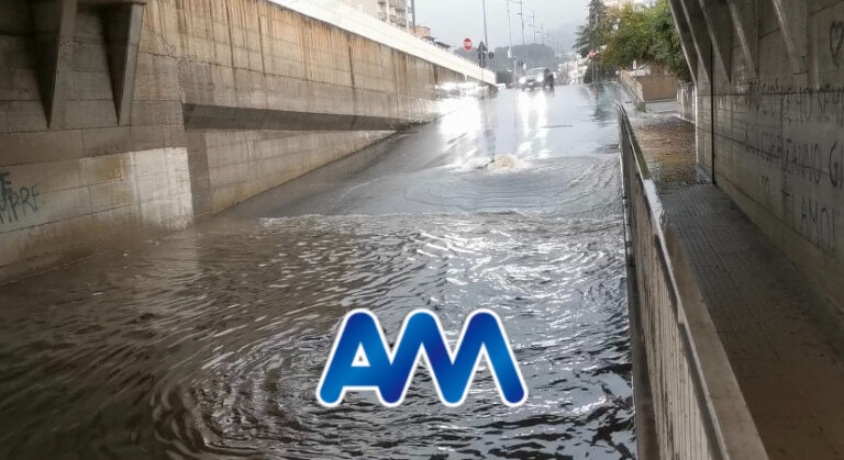 Allagamenti e disagi a Barcellona Pozzo di Gotto. Frana tra Campogrande e Basicò