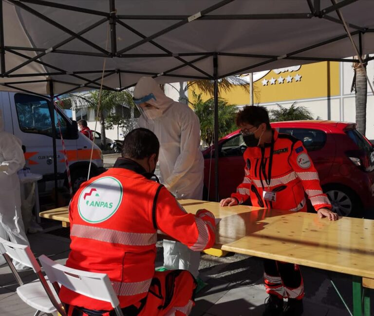 Barcellona. Trecento tamponi, due soli positivi. Sollievo a Portosalvo