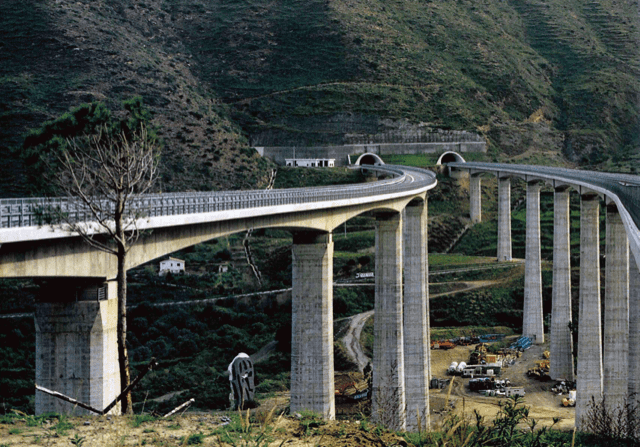 Sicurezza autostradale – Avviato il progetto speciale di prevenzione e gestione dei rischi su ponti e viadotti della A18 e della A20