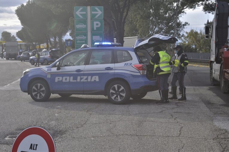 137 mezzi pesanti controllati e 94 sanzioni elevate dalla Polizia Stradale di Messina