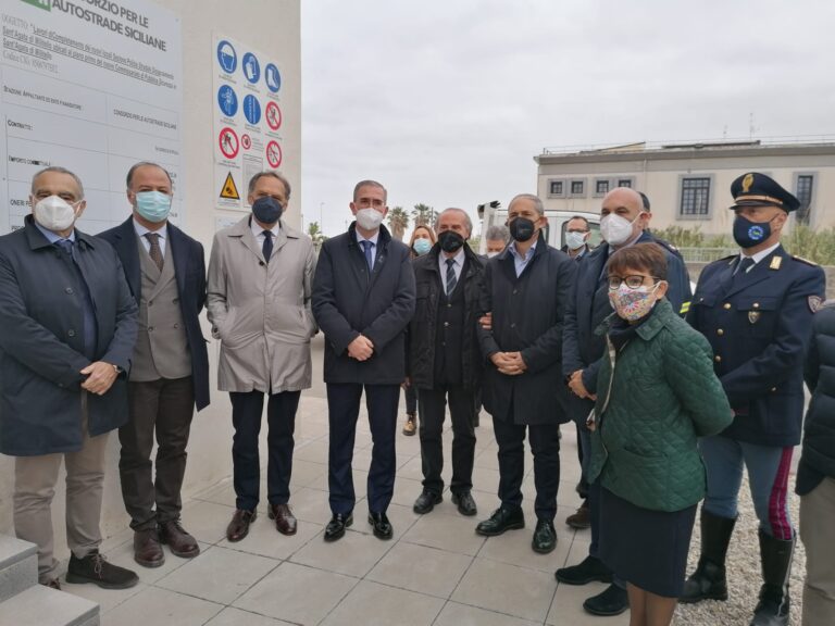 Sant’Agata M.llo: L’assessore Falcone in visita alla struttura che ospiterà la Polizia – VIDEO