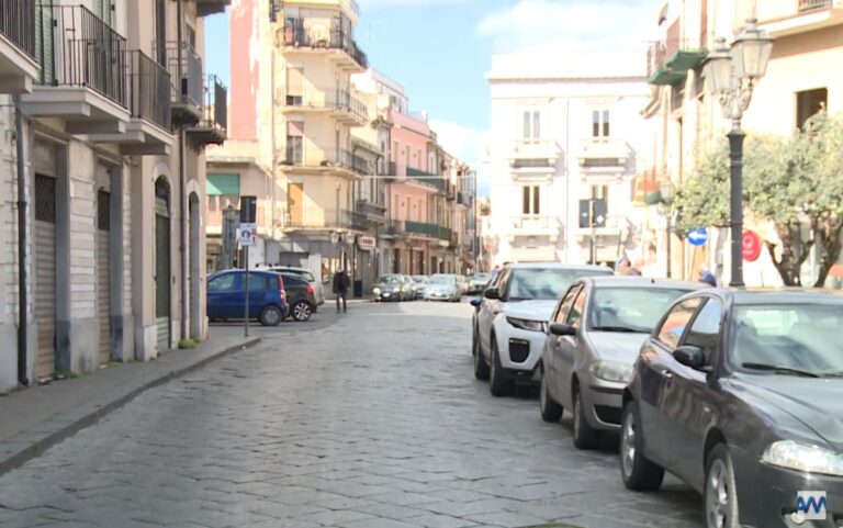 Barcellona Pozzo di Gotto in zona rossa fino al prossimo 22 aprile, le interviste – VIDEO