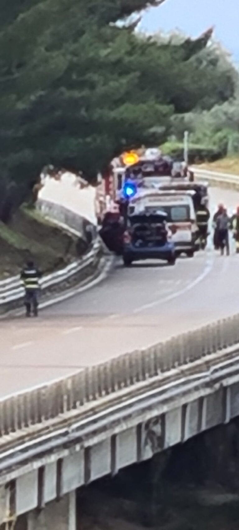 S. Agata Militello: incidente autonomo sulla A/20. 4 persone lievemente ferite