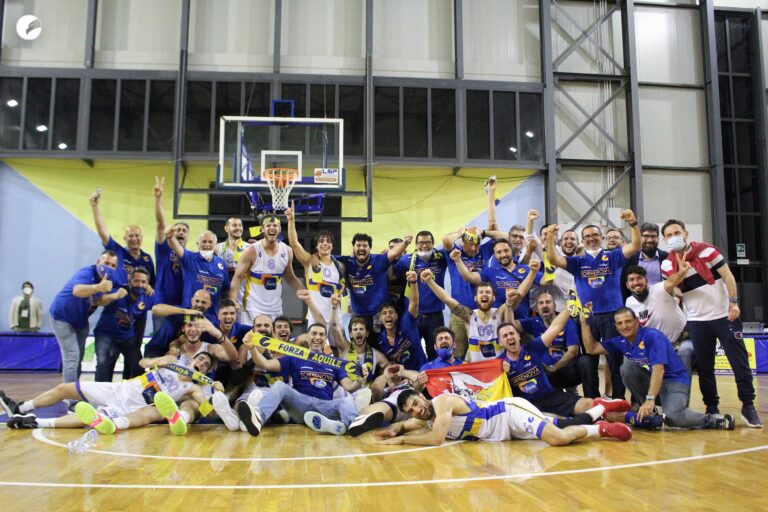 Basket – Impresa di Torrenova: domina Gara 5 e rimane in Serie B