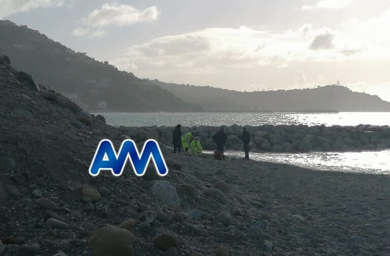 Ritrovato sulla spiaggia di Ponte Naso il cadavere di una donna di Raccuja di 43 anni