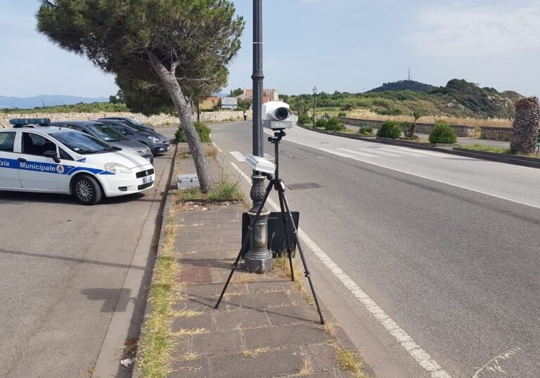 Autovelox in azione a Capo Milazzo. Diverse le multe elevate agli automobilisti