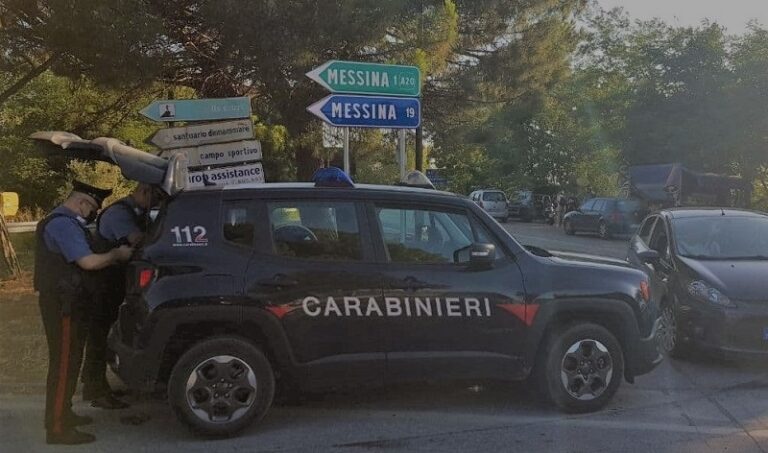 Controlli dei carabinieri nel fine settimana a Messina, Villafranca Tirrena e Saponara