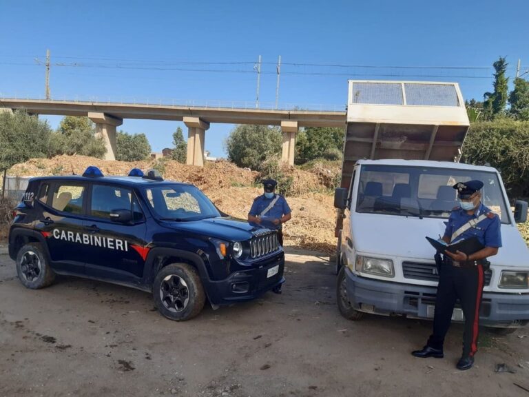 Trasporto irregolare di rifiuti, denunciate 11 persone nel messinese per violazioni della normativa ambientale