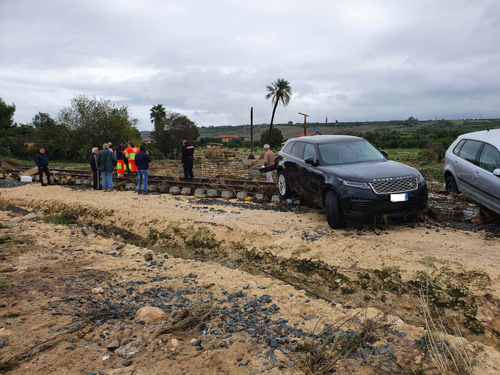 Maltempo – Coppia di anziani dispersa a Scordia, ritrovato morto il marito 67enne