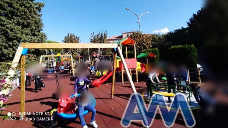 Capri Leone, riaperto il parco giochi adiacente piazza Faranda. Festa per i bambini