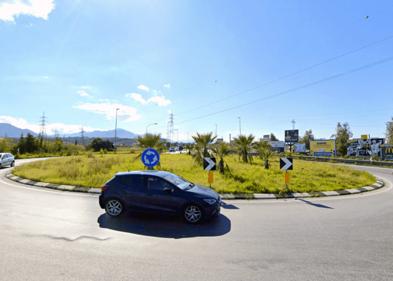 Nuovo asfalto per la rotonda di Milazzo, svincolo A20 chiuso per due notti 