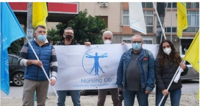 Palermo – Manifestazione del Nursing Up Sicilia per contratti a tempo indeterminato