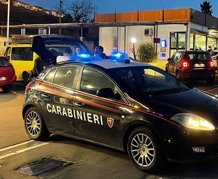 Rapinatore seriale di supermercati arrestato dai Carabinieri. In manette anche un ladro di Catania