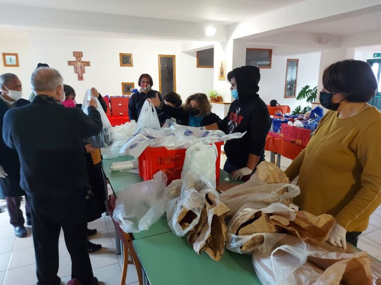 Patti – Pranzo solidale d’asporto presso la Casa di Accoglienza “Sacra Famiglia”