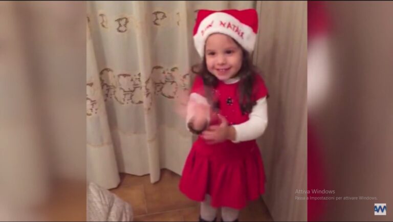 Militello Rosmarino – Dad e Natale, il video di auguri alle maestre da parte dei bimbi in quarantena