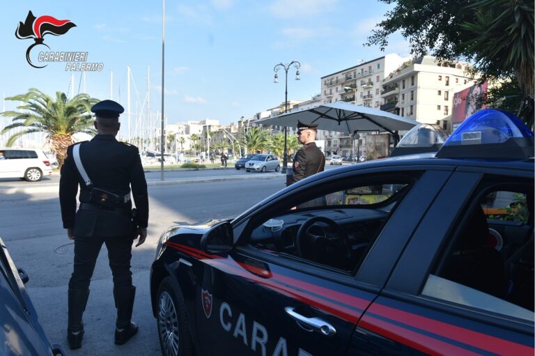 Marijuana, hashish e cocaina nel palermitano, in quattro in manette