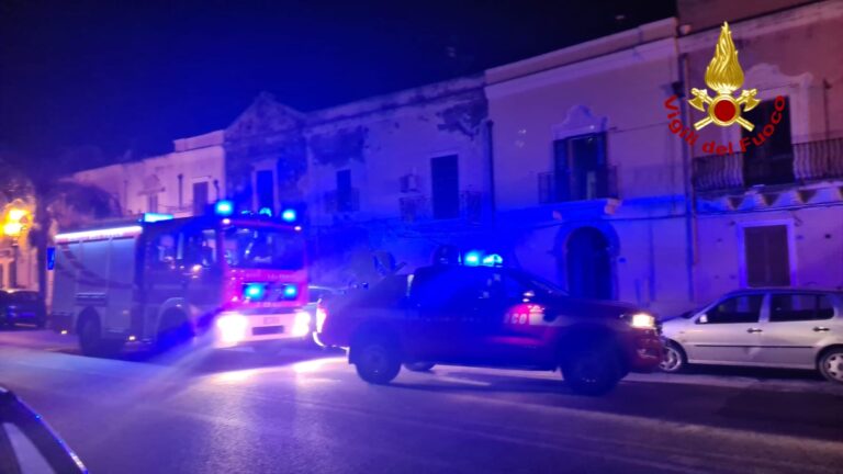 Milazzo, incendio in un’abitazione. Rogo forse innescato da una stufa elettrica