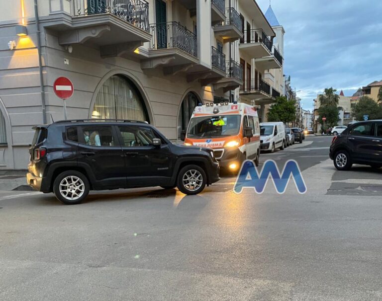 Capo d’Orlando – Incidente auto-pedone: un ferito lieve