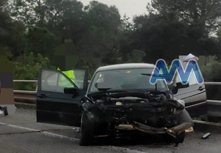 A/20, incidente stradale autonomo. Auto perde il controllo e va a sbattere