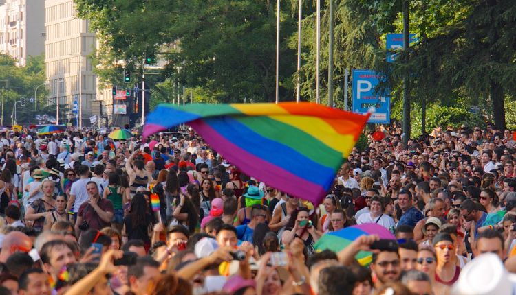 17 maggio: giornata mondiale contro l’omofobia. Mattarella: “I diritti non sono derogabili”