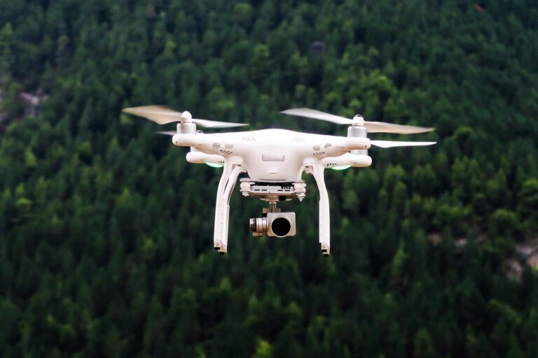 Distaccamento forestale di Tusa, controlli anti-incendio con l’ausilio di un drone.