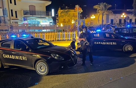 Taormina – Controlli dei Carabinieri: 2 arresti, 8 denunce e tre persone segnalate