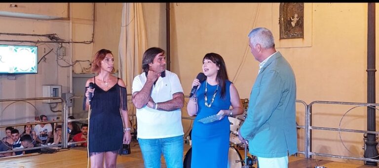 Santa Lucia del Mela: Premio Arf Spettacoli per la cultura alla Dott.ssa Donatella Manna