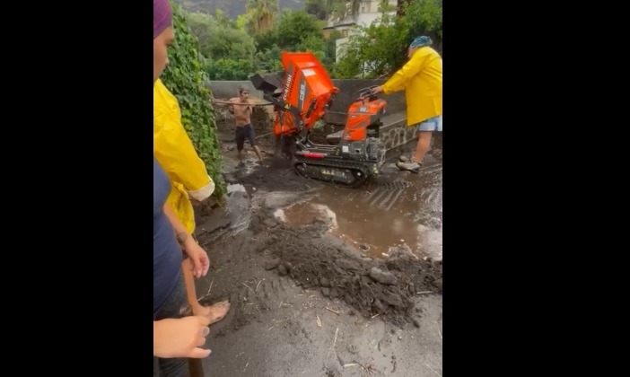 Maltempo – Il fango invade Stromboli, disagi a Messina e provincia