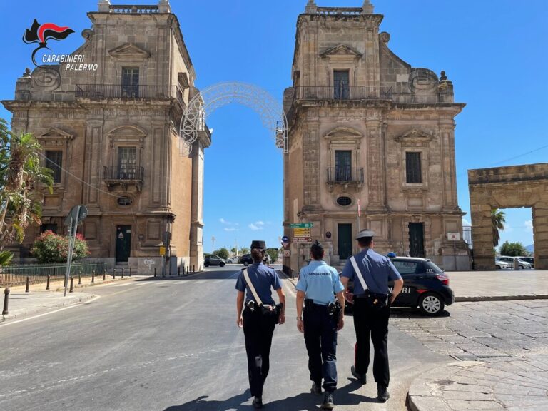 Palermo, Arma dei Carabinieri e Gendarmeria francese pattugliano insieme il territorio